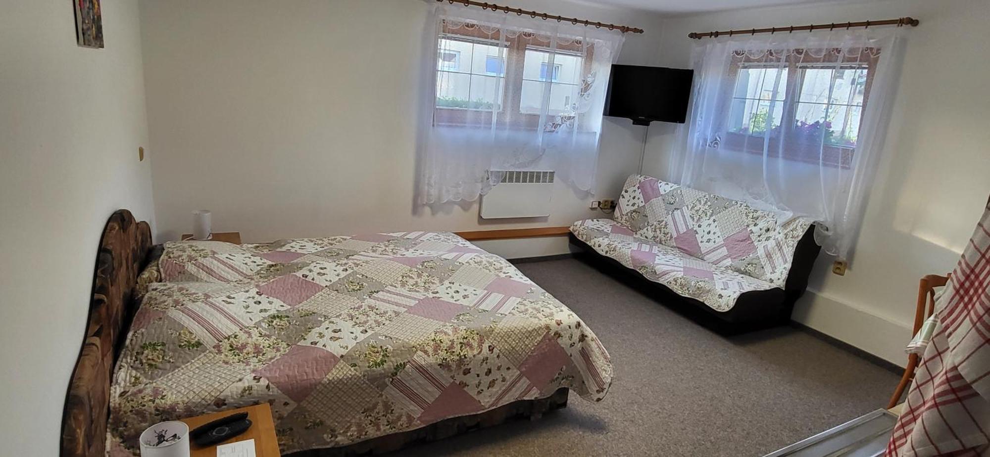 Hotel Privat Nika Závažná Poruba Habitación foto